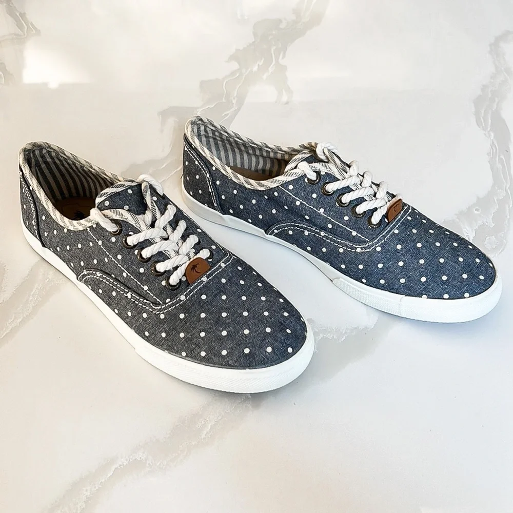Margaritaville Blue and White Denim Polka Dot Lace Up Sneakers Sz 11 - Picture 3 of 13